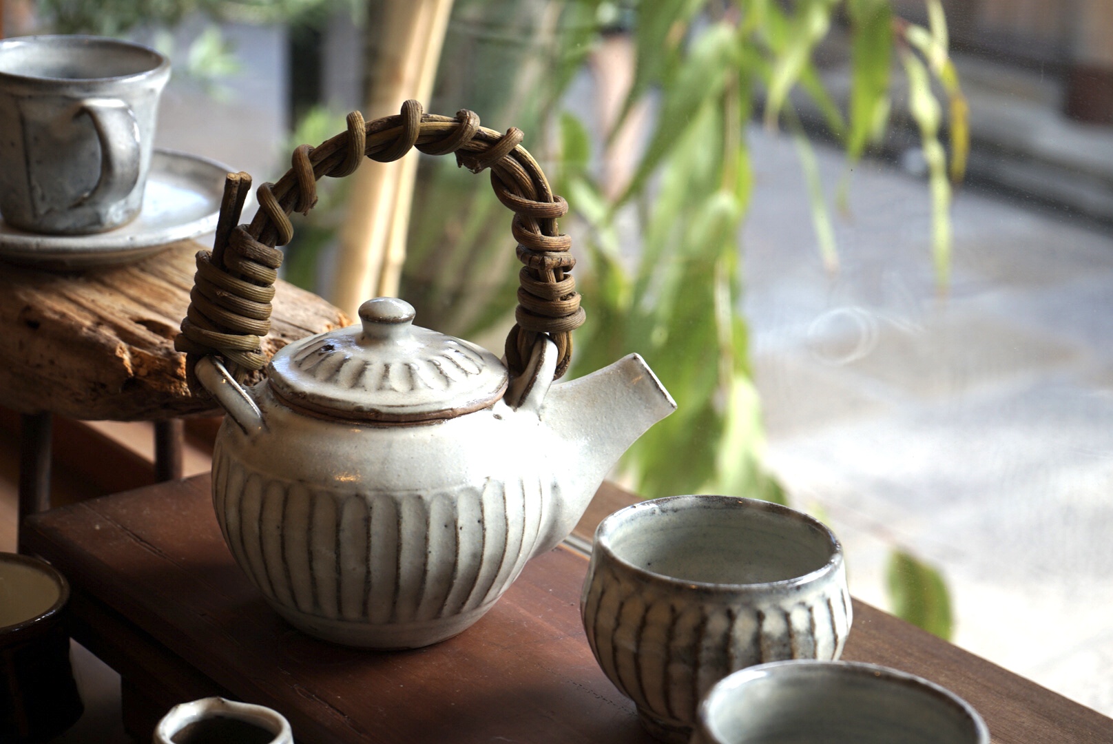 SHOP】俊彦窯の器、入荷しました – てしごとのみせ mokumoku